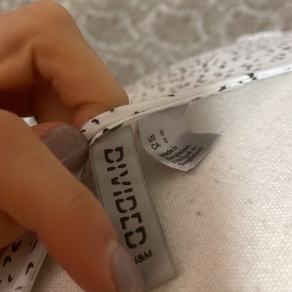 Divided white and black crop wrap long sleeve top - Picture 6 of 6